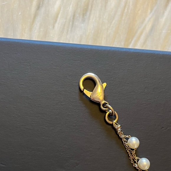 CHANEL CC Logo bracelet - Picture 7 of 7